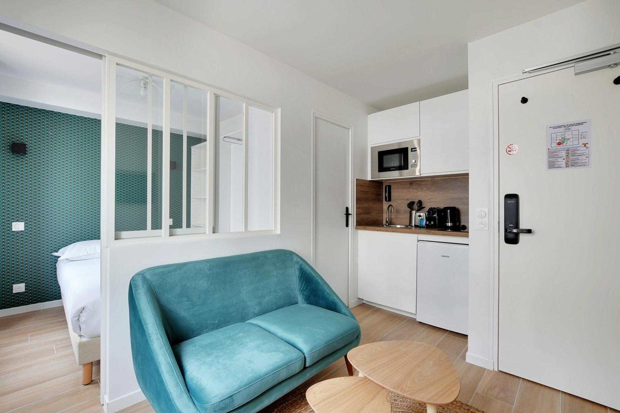 Newly Renovated Appartements Residence Republique Paris Exterior photo